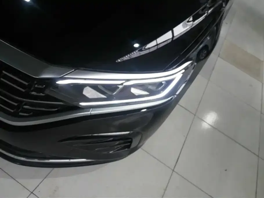 Volkswagen Passat 2023 из CN, фото 4
