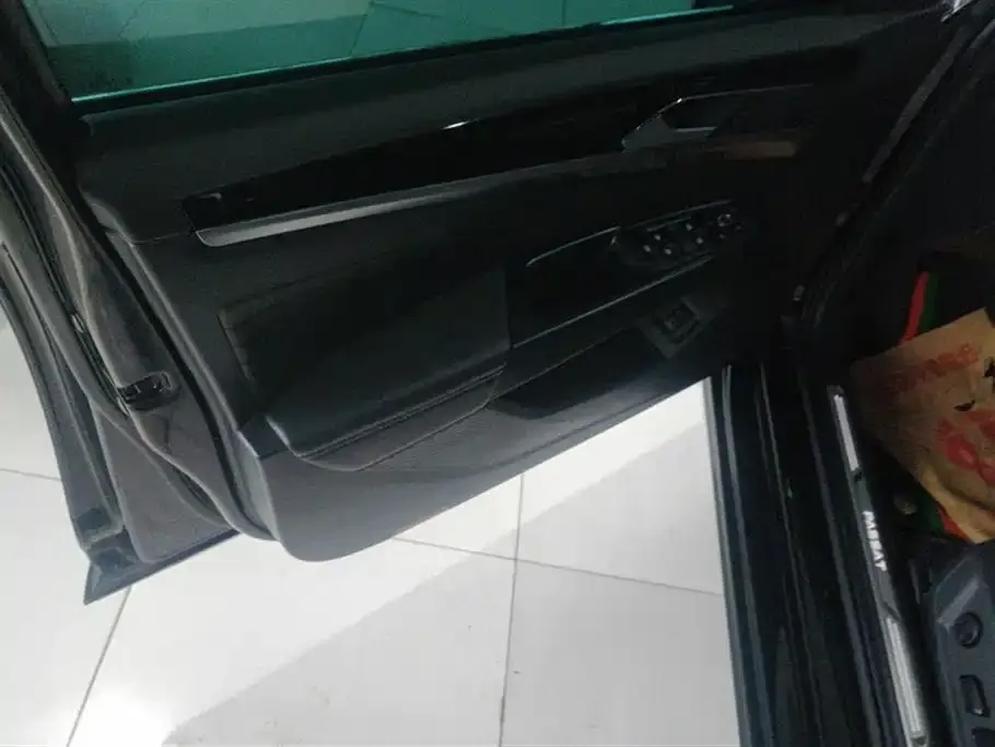 Volkswagen Passat 2023 из CN, фото 6