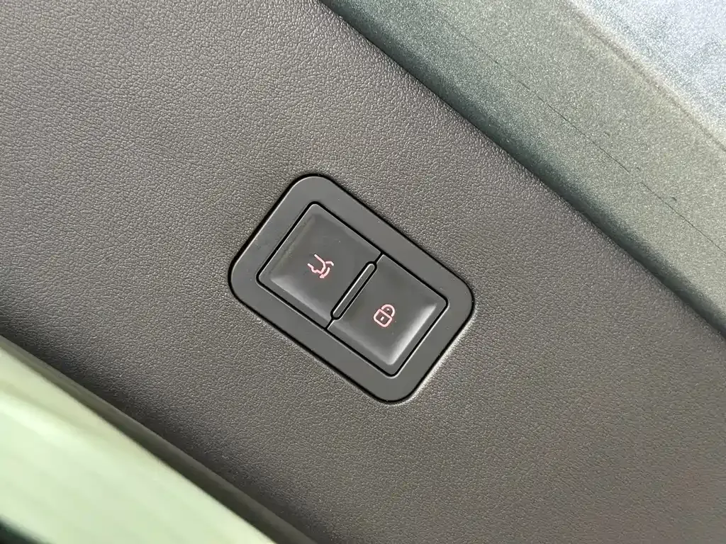 BYD Tang L 2025 из CN, фото 10