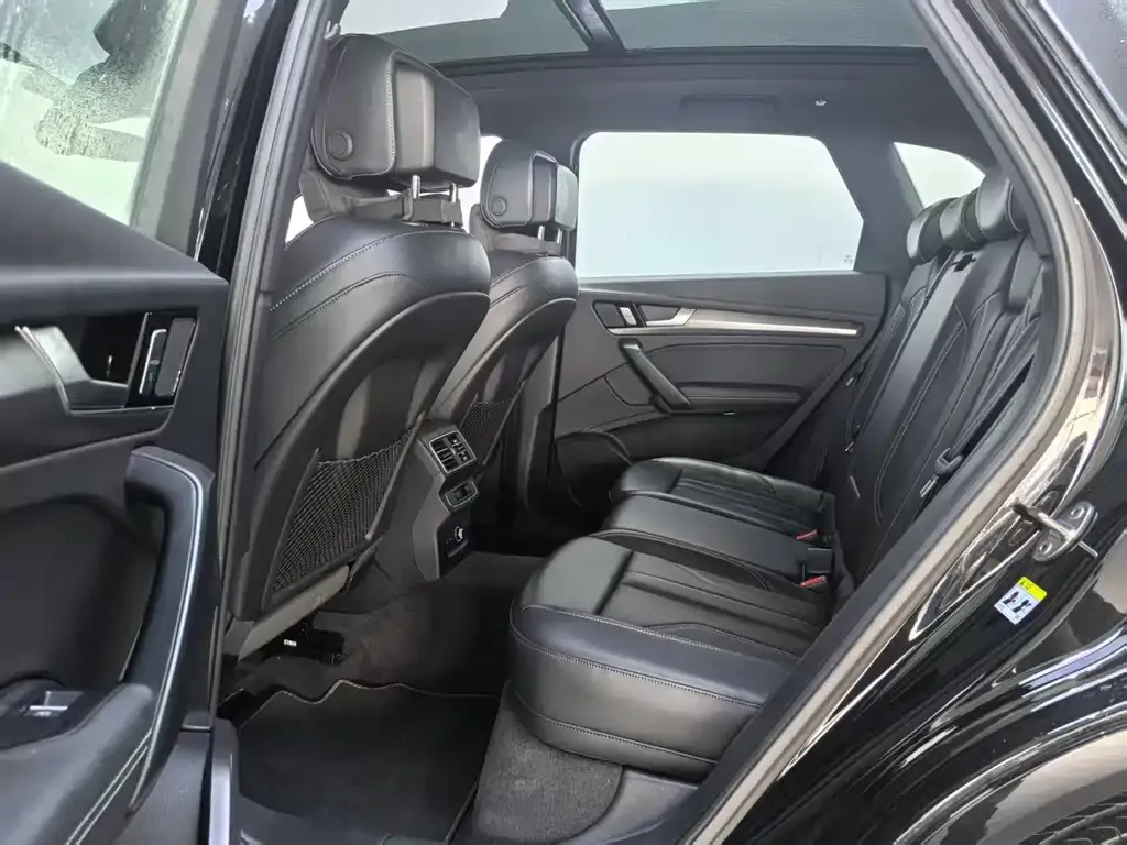 Audi Q5L 2024 из CN, фото 4