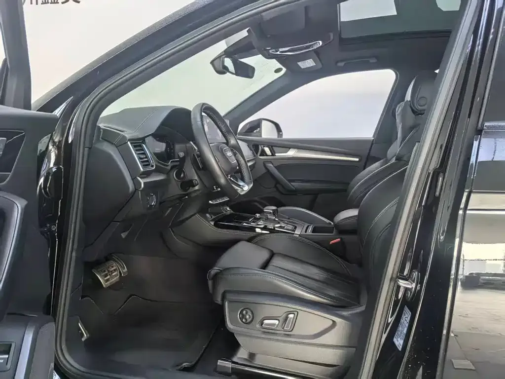Audi Q5L 2024 из CN, фото 8