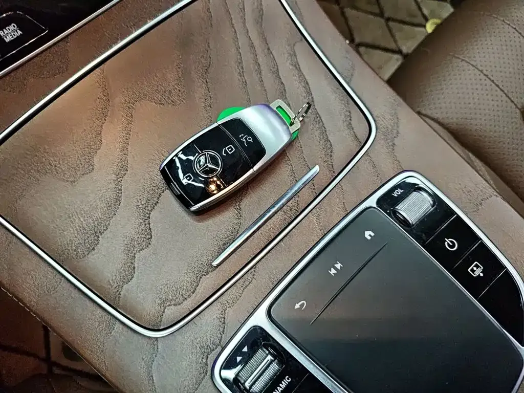 Mercedes-Benz E-Class 2021 из CN, фото 7