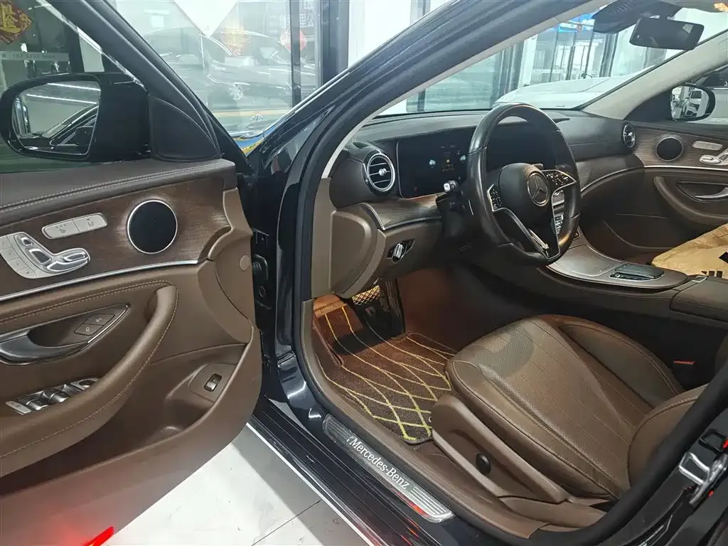 Mercedes-Benz E-Class 2023 из CN, фото 9