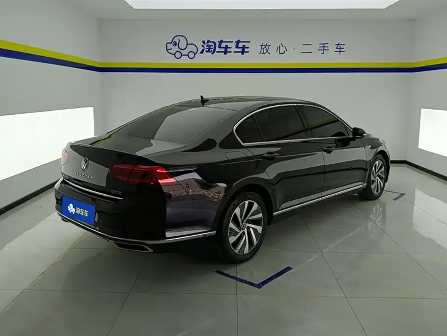 Volkswagen Magotan GTE PHEV 2022 из CN, фото 3