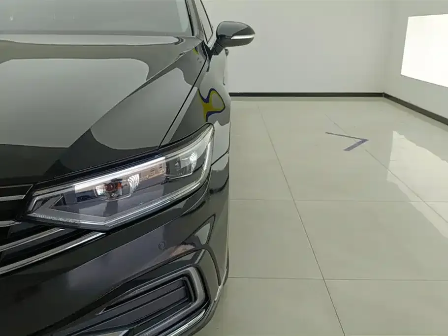 Volkswagen Magotan GTE PHEV 2022 из CN, фото 5