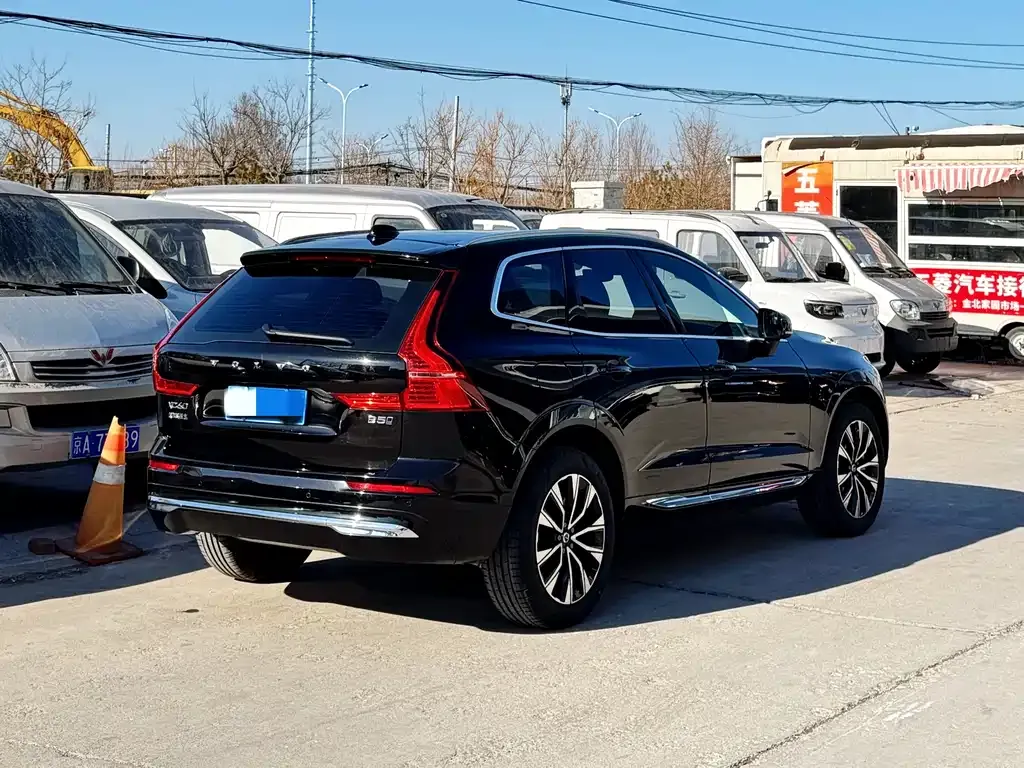 Volvo XC60 2023 из CN, фото 10