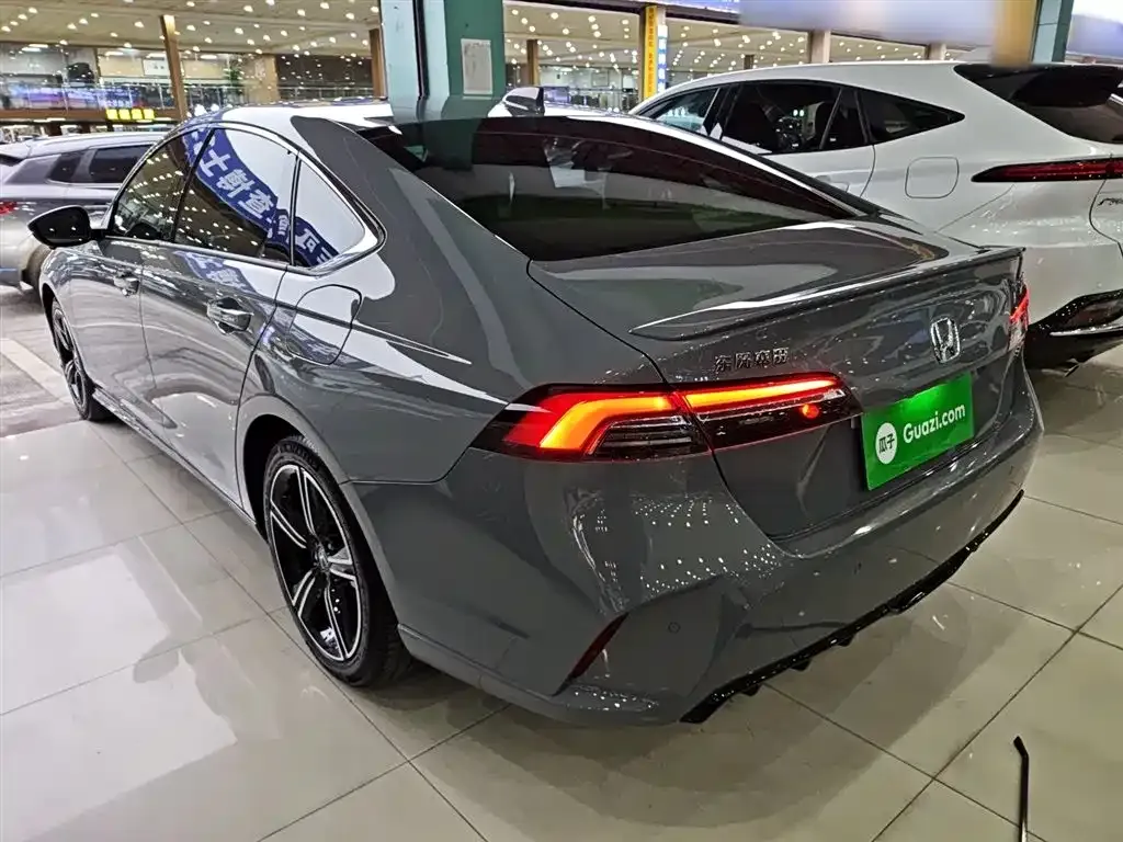 Honda Inspire 2023 из CN, фото 5