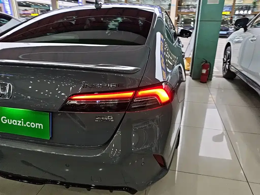 Honda Inspire 2023 из CN, фото 4