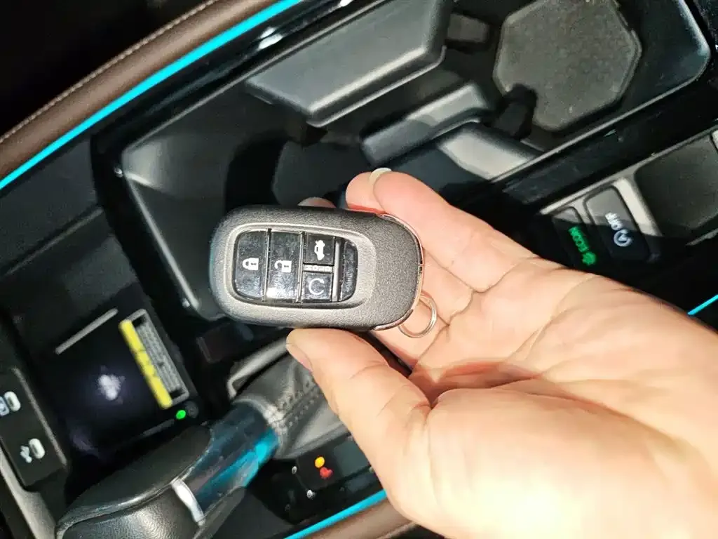 Honda Inspire 2023 из CN, фото 2