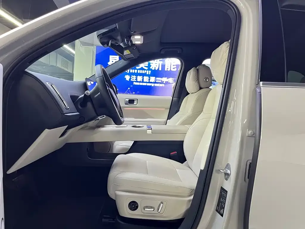 Li Auto L6 2024 из CN, фото 4