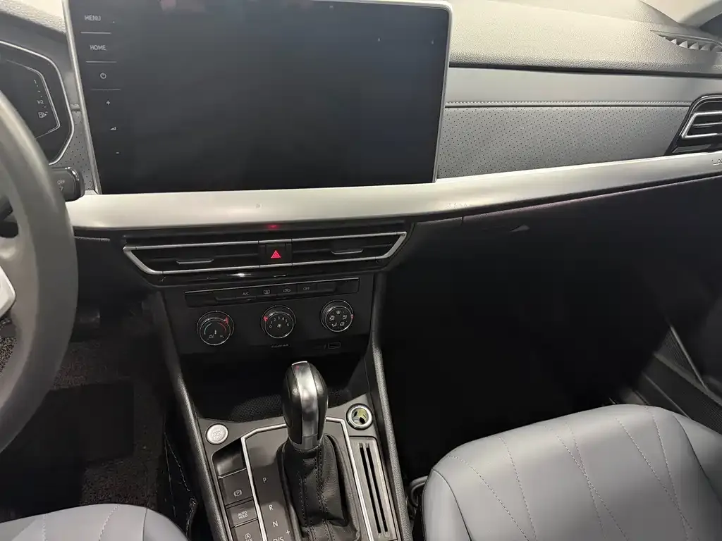 Volkswagen Lavida 2024 из CN, фото 4