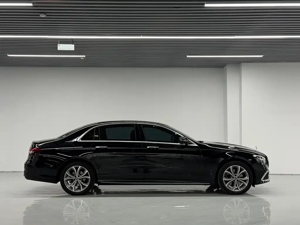 Mercedes-Benz E-Class 2022 из CN, фото 9