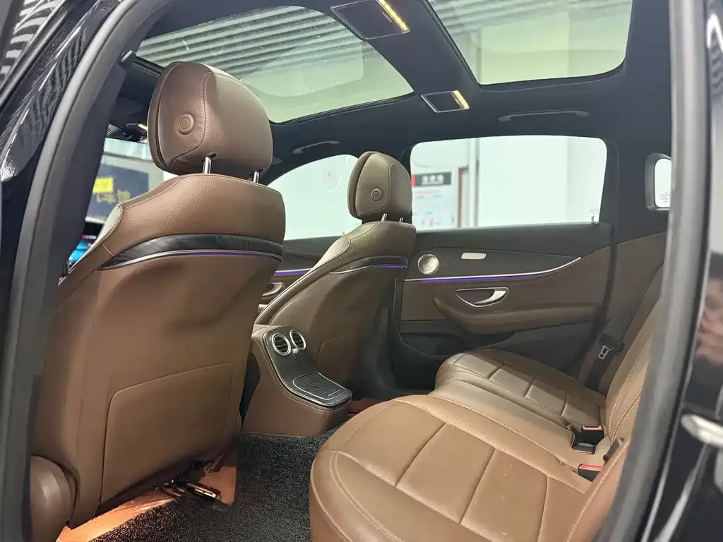 Mercedes-Benz E-Class 2022 из CN, фото 3