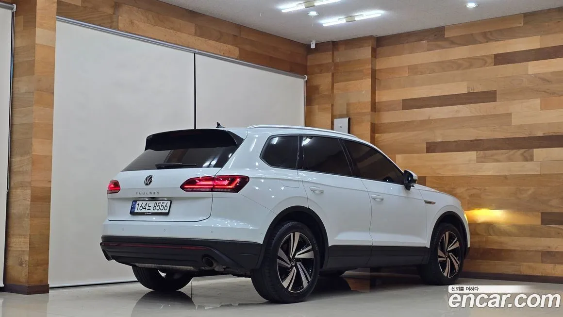 Volkswagen Touareg 2021 из KR, фото 5