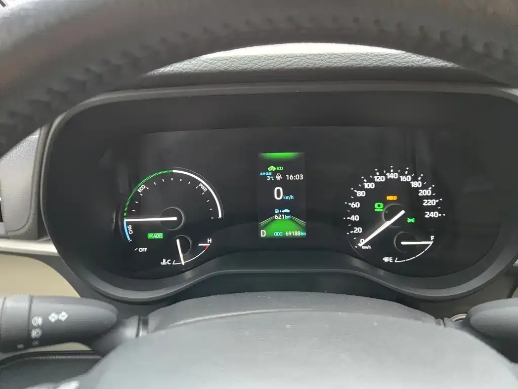 Toyota Granvia 2023 из CN, фото 2