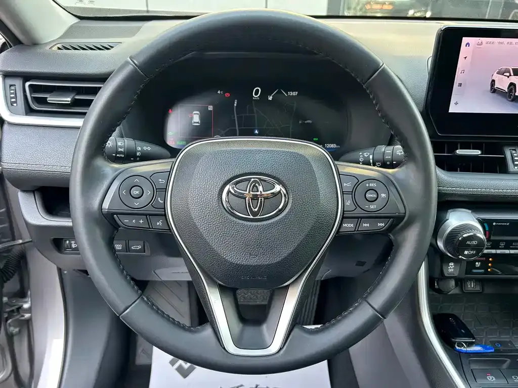 Toyota Wildlander 2023 из CN, фото 8