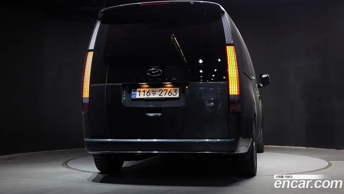 Hyundai Staria 2023 из KR, фото 3
