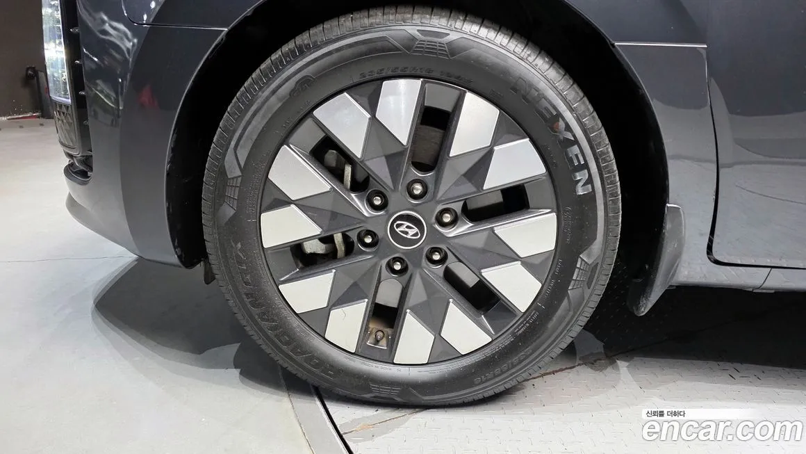 Hyundai Staria 2023 из KR, фото 10