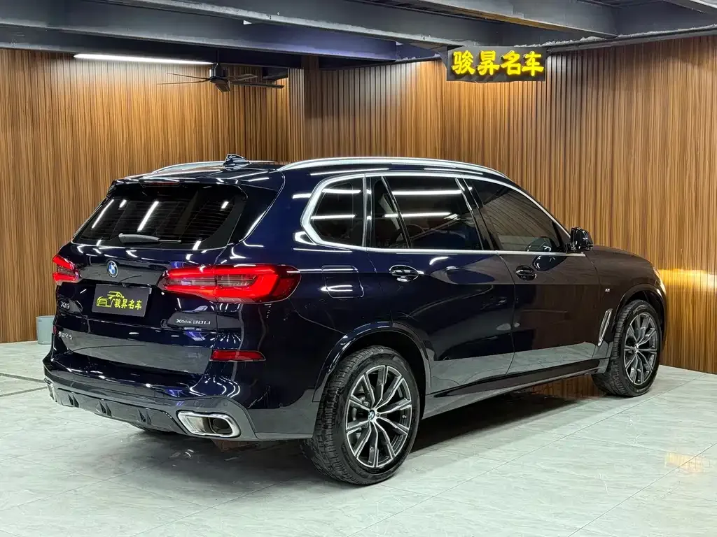 BMW X5 2022 из CN, фото 2