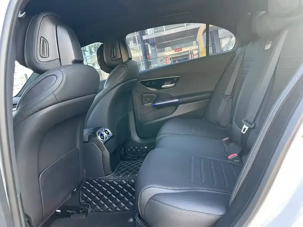 Mercedes-Benz C-Class 2024 из CN, фото 3