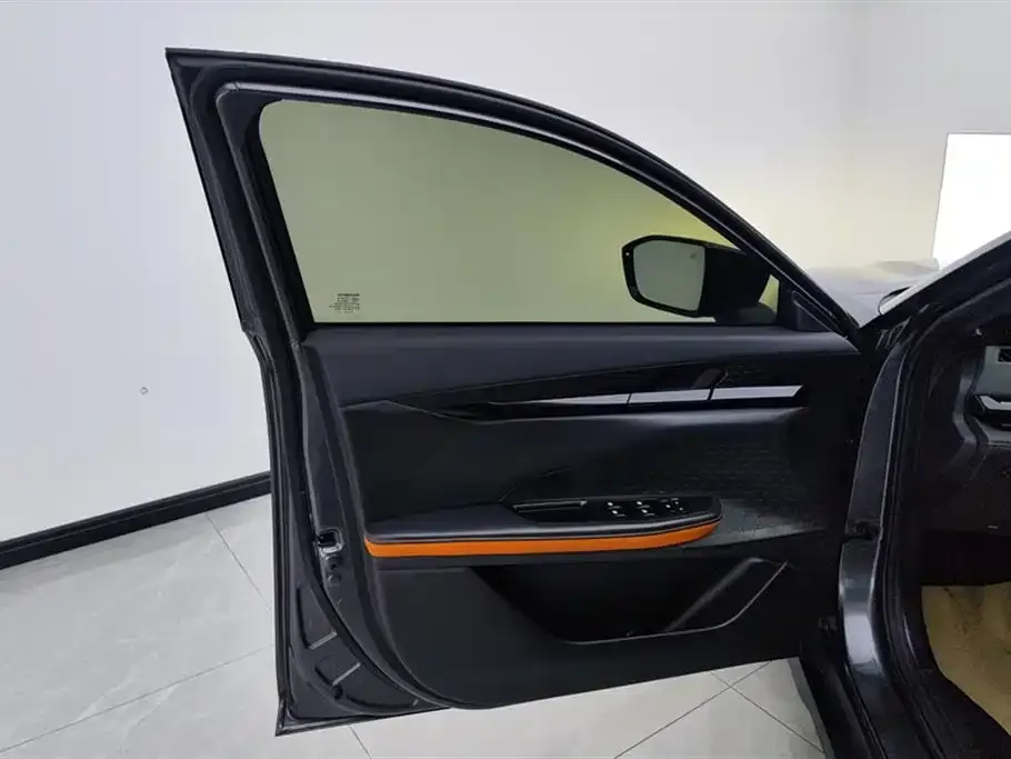 Changan UNI-V iDD 2023 из CN, фото 7