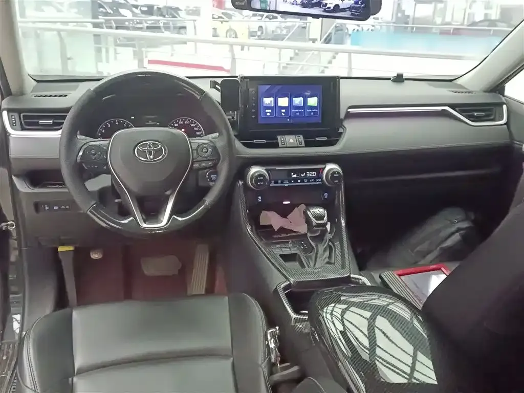 Toyota Wildlander 2023 из CN, фото 2
