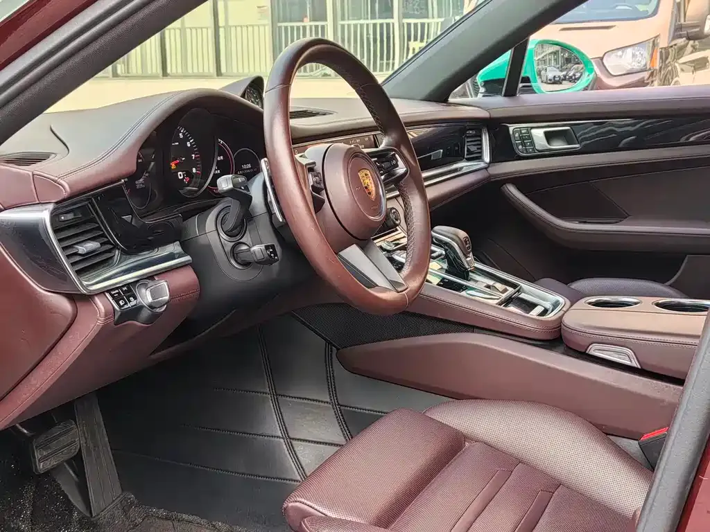Porsche Panamera 2021 из CN, фото 7
