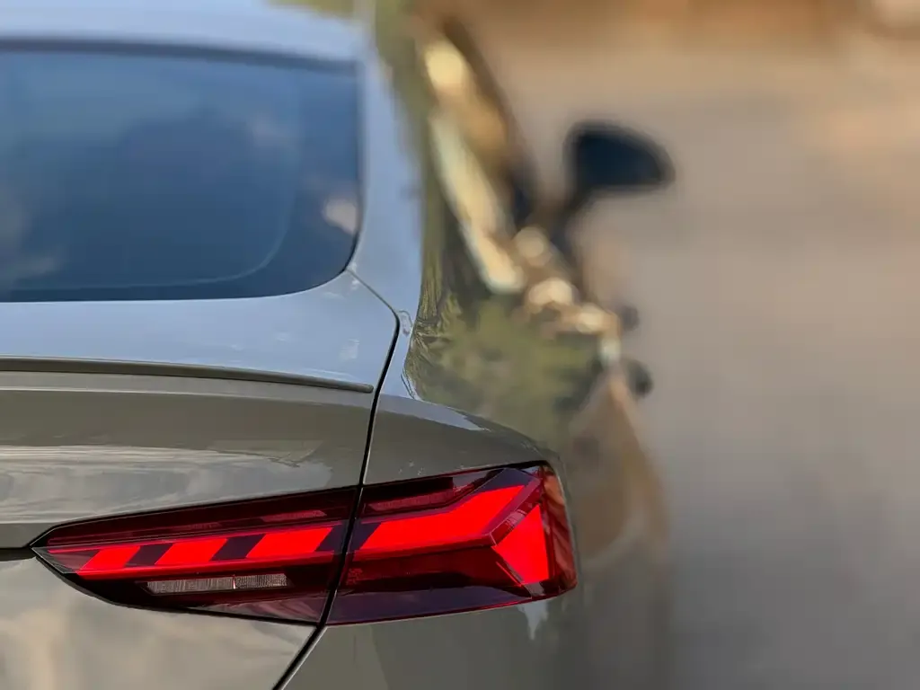 Audi S5 2022 из CN, фото 2