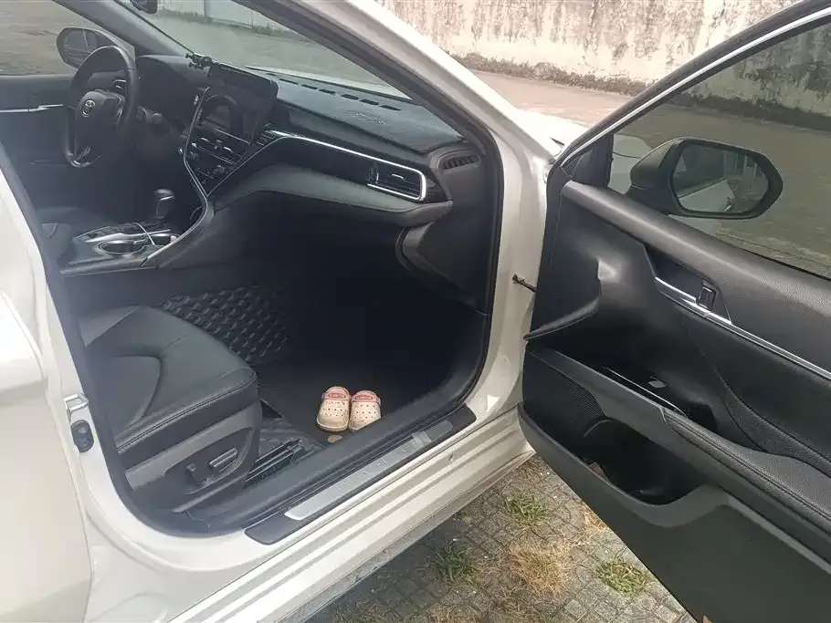 Toyota Camry 2023 из CN, фото 6