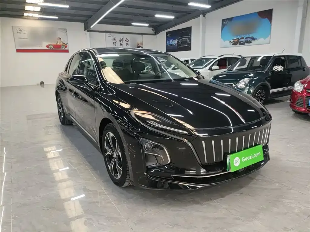 Hongqi E-QM5 2023 из CN, фото 2