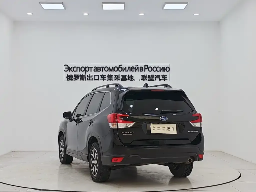 Subaru Forester 2023 из CN, фото 2