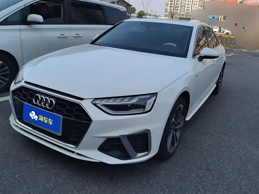Audi A4L 2023 из CN, фото 1
