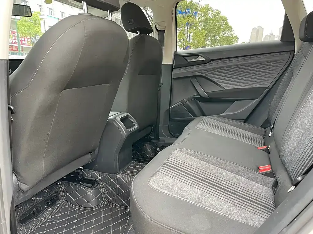 Volkswagen Tharu 2022 из CN, фото 7