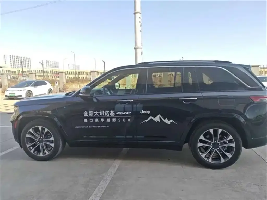 Jeep Grand Cherokee 4xe (Import) 2025 из CN, фото 8