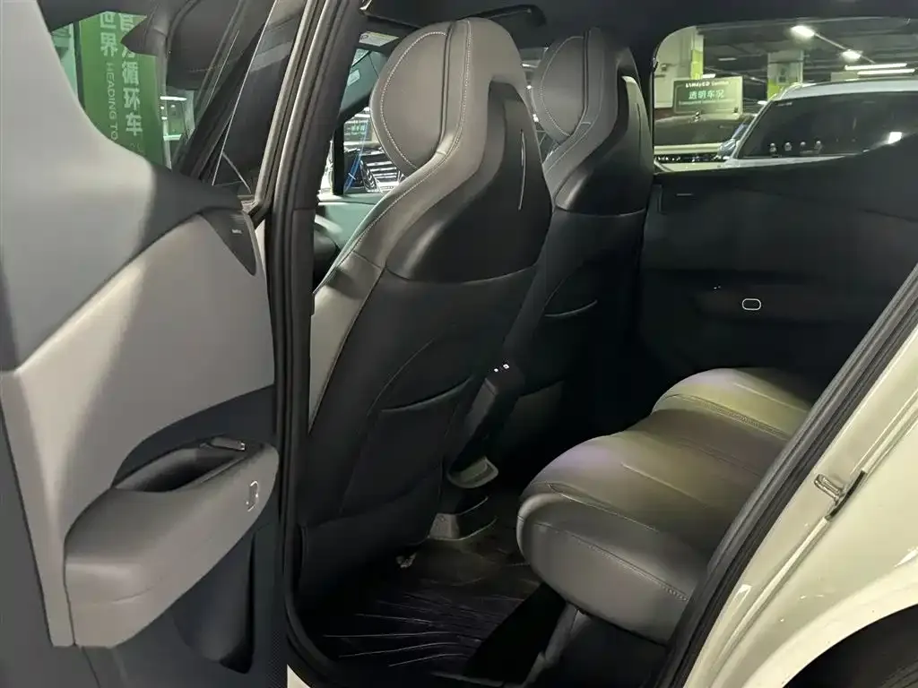 Lynk & Co Z20 2025 из CN, фото 4