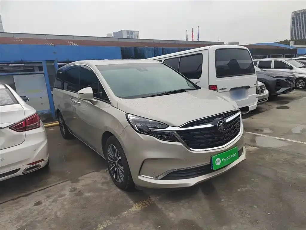 Buick GL8 2022 из CN, фото 2