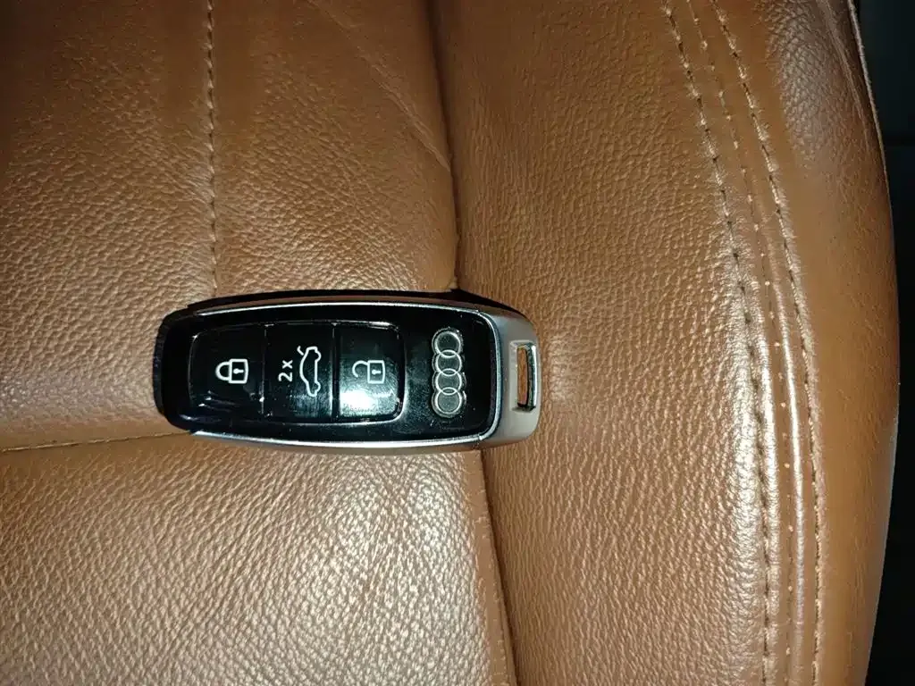 Audi A6L 2022 из CN, фото 5