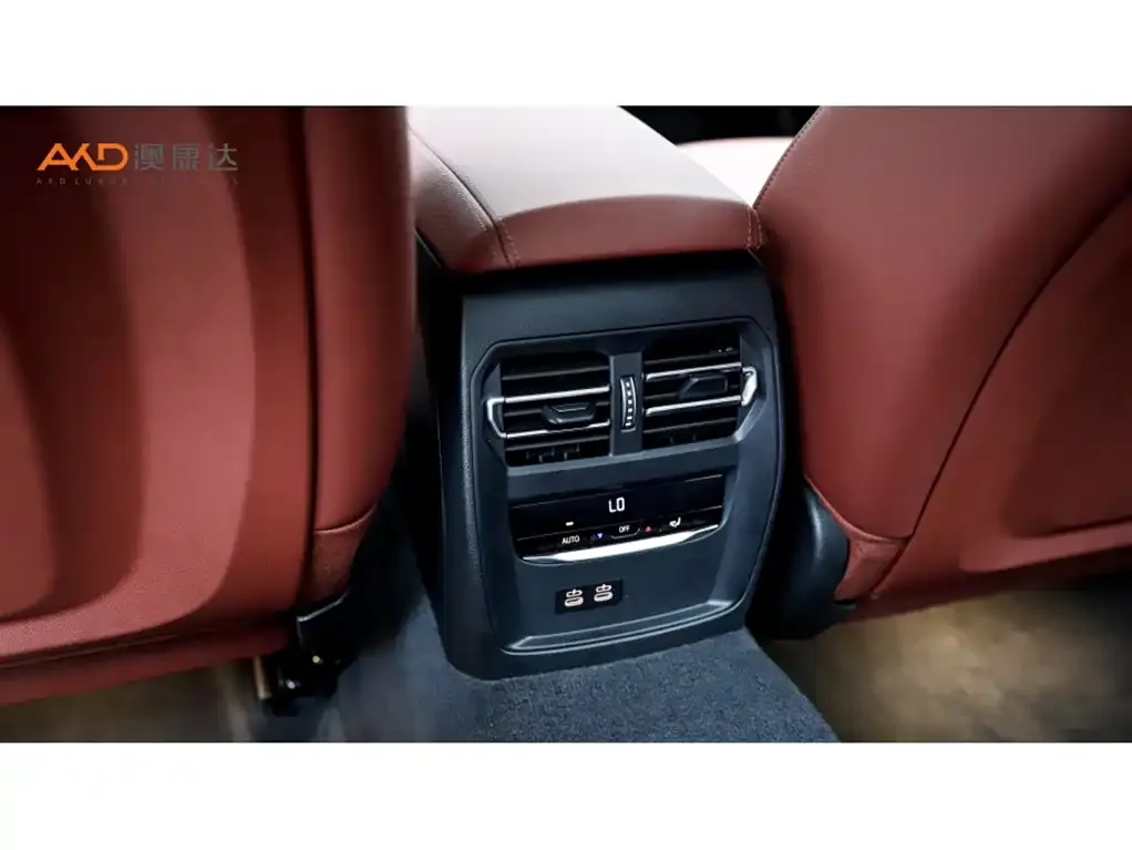 BMW 3 Series 2025 из CN, фото 9