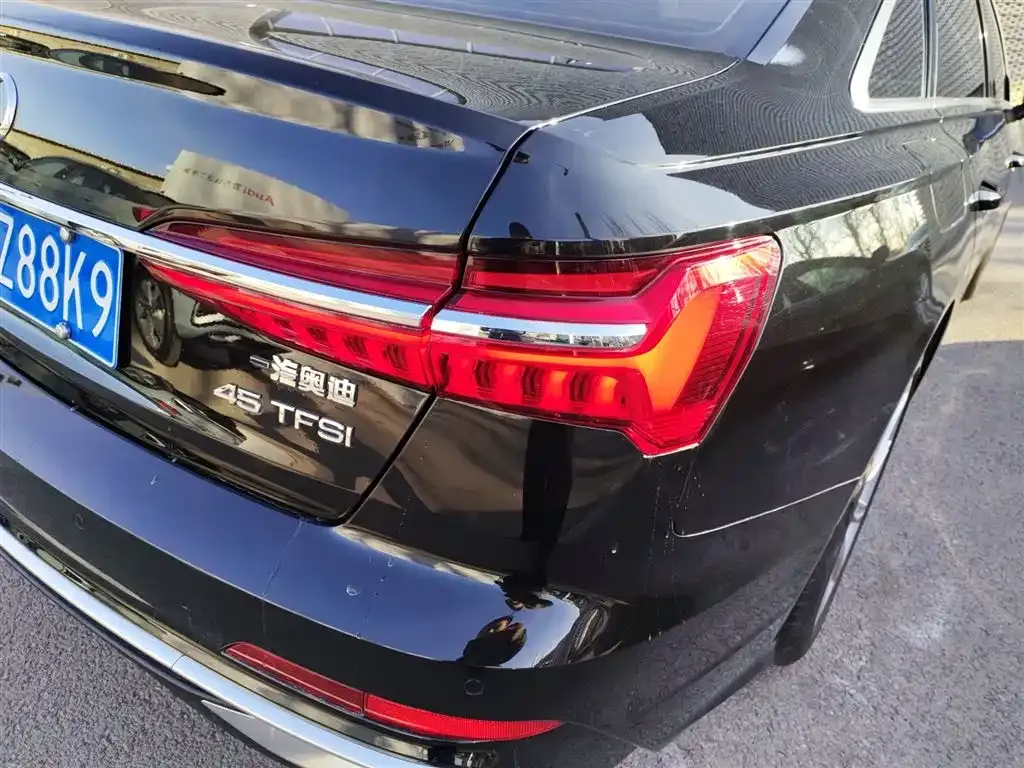 Audi A6L 2024 из CN, фото 4