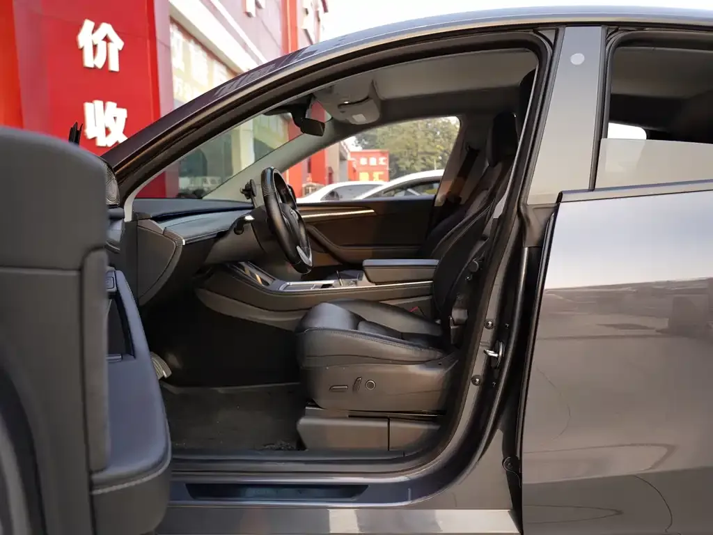 Tesla Model Y 2022 из CN, фото 2