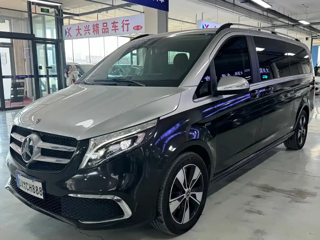 Mercedes-Benz V-Class 2022 из CN, фото 1