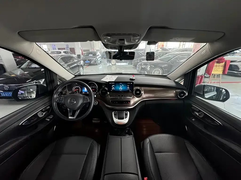 Mercedes-Benz V-Class 2022 из CN, фото 7