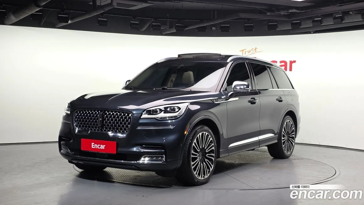 Lincoln Aviator — фото 1