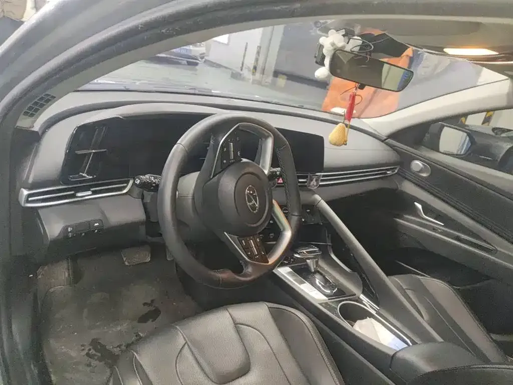Hyundai Elantra 2022 из CN, фото 7