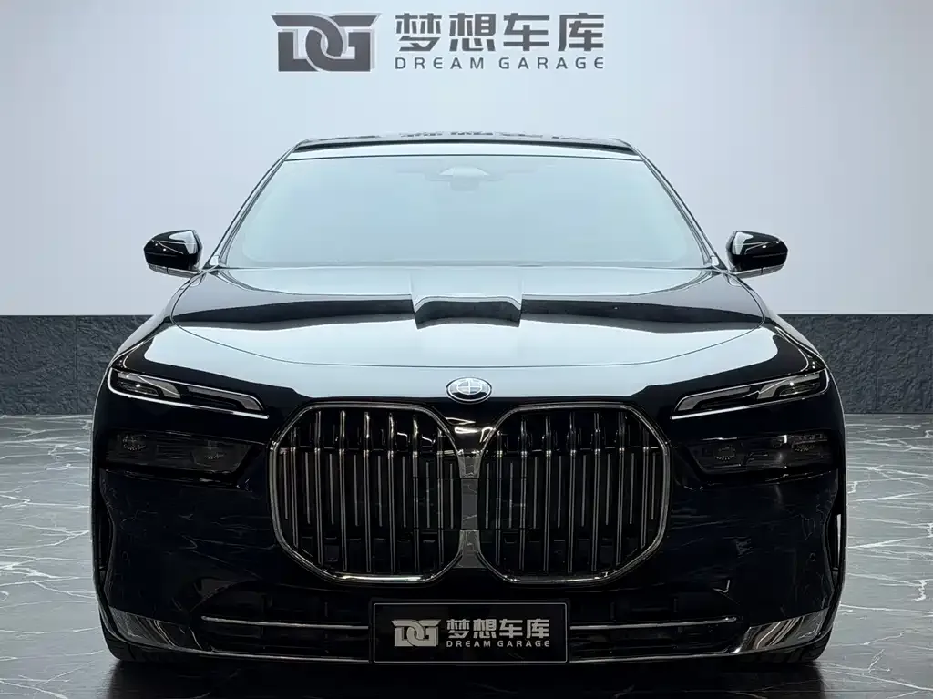 BMW 7 Series 2024 из CN, фото 2