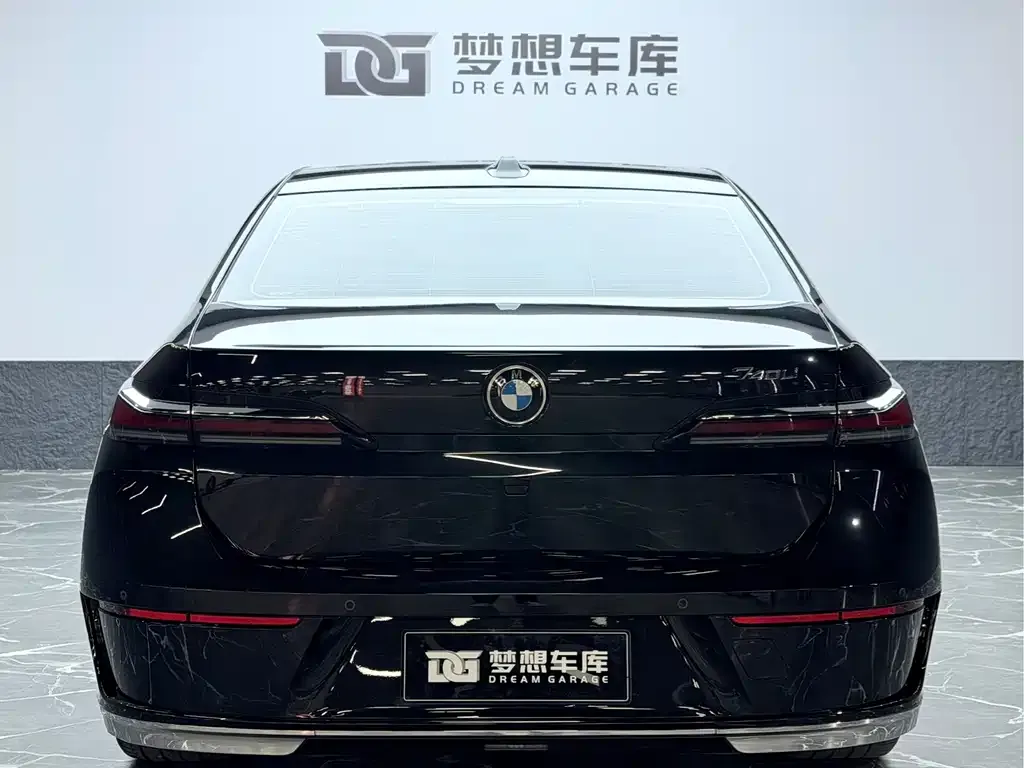 BMW 7 Series 2024 из CN, фото 8