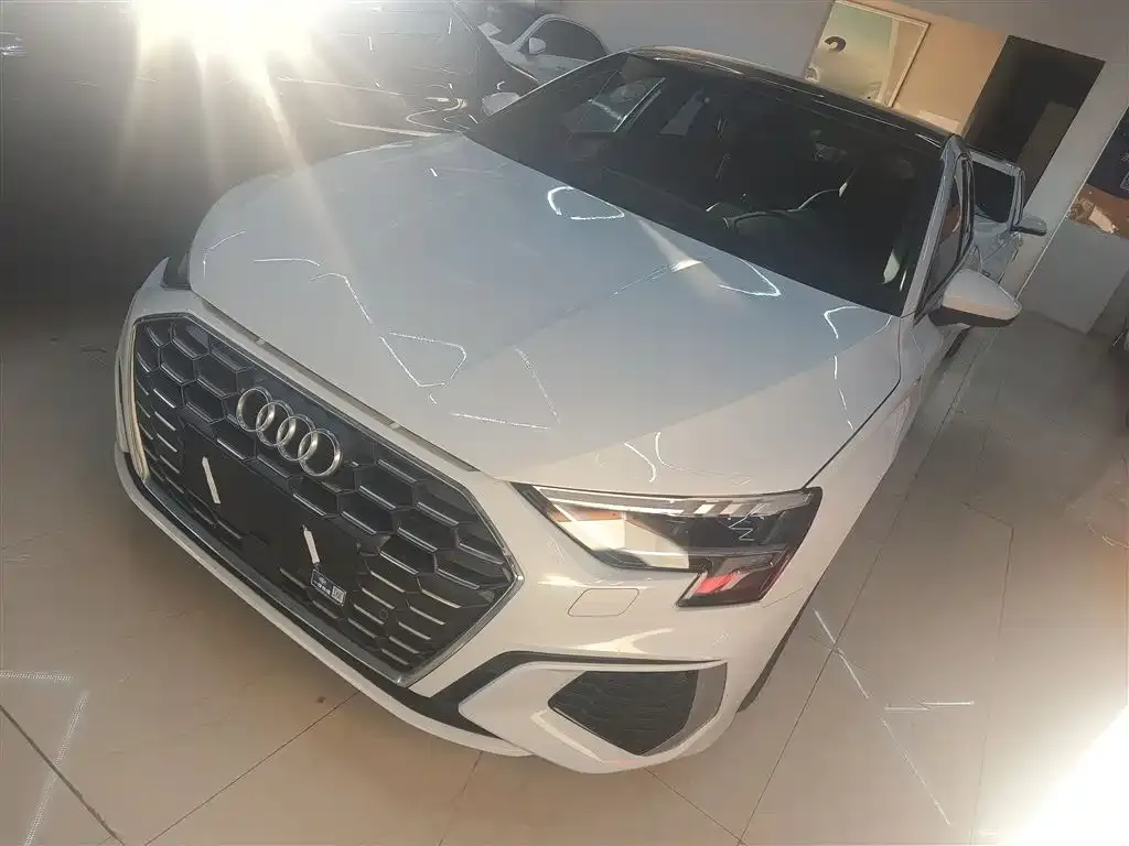 Audi A3 2021 из CN, фото 1