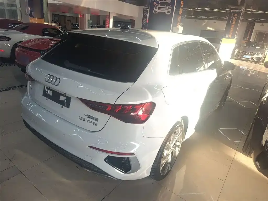 Audi A3 2021 из CN, фото 3