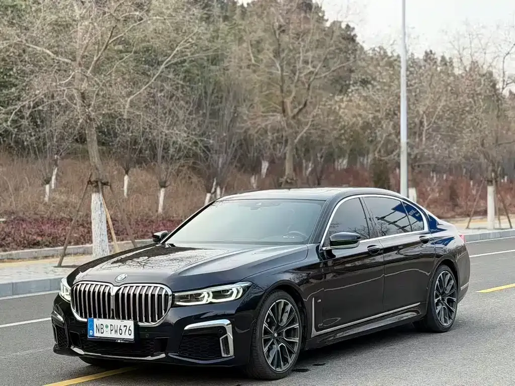 BMW 7 Series 2021 из CN, фото 1