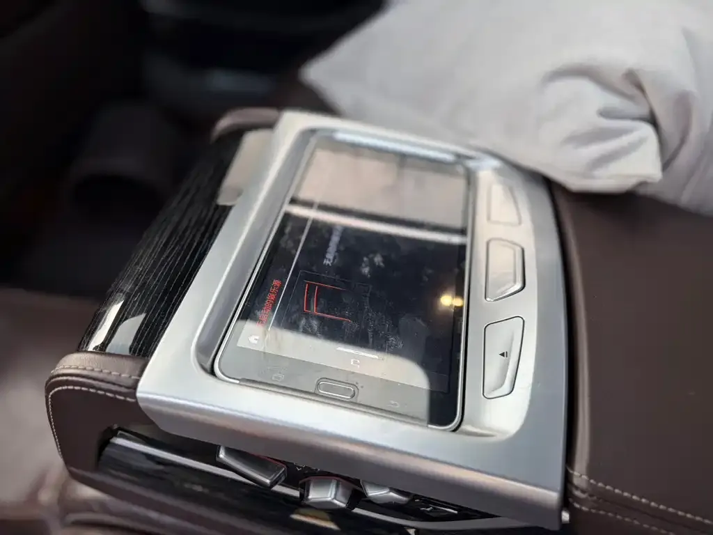 BMW 7 Series 2021 из CN, фото 2
